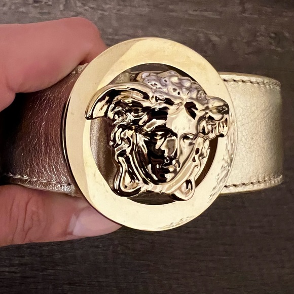 👉🏼 BRAND NEW  • Versace Metallic Gold Leather Medusa Belt 75CM - NO SCRATCHES - Picture 13 of 15